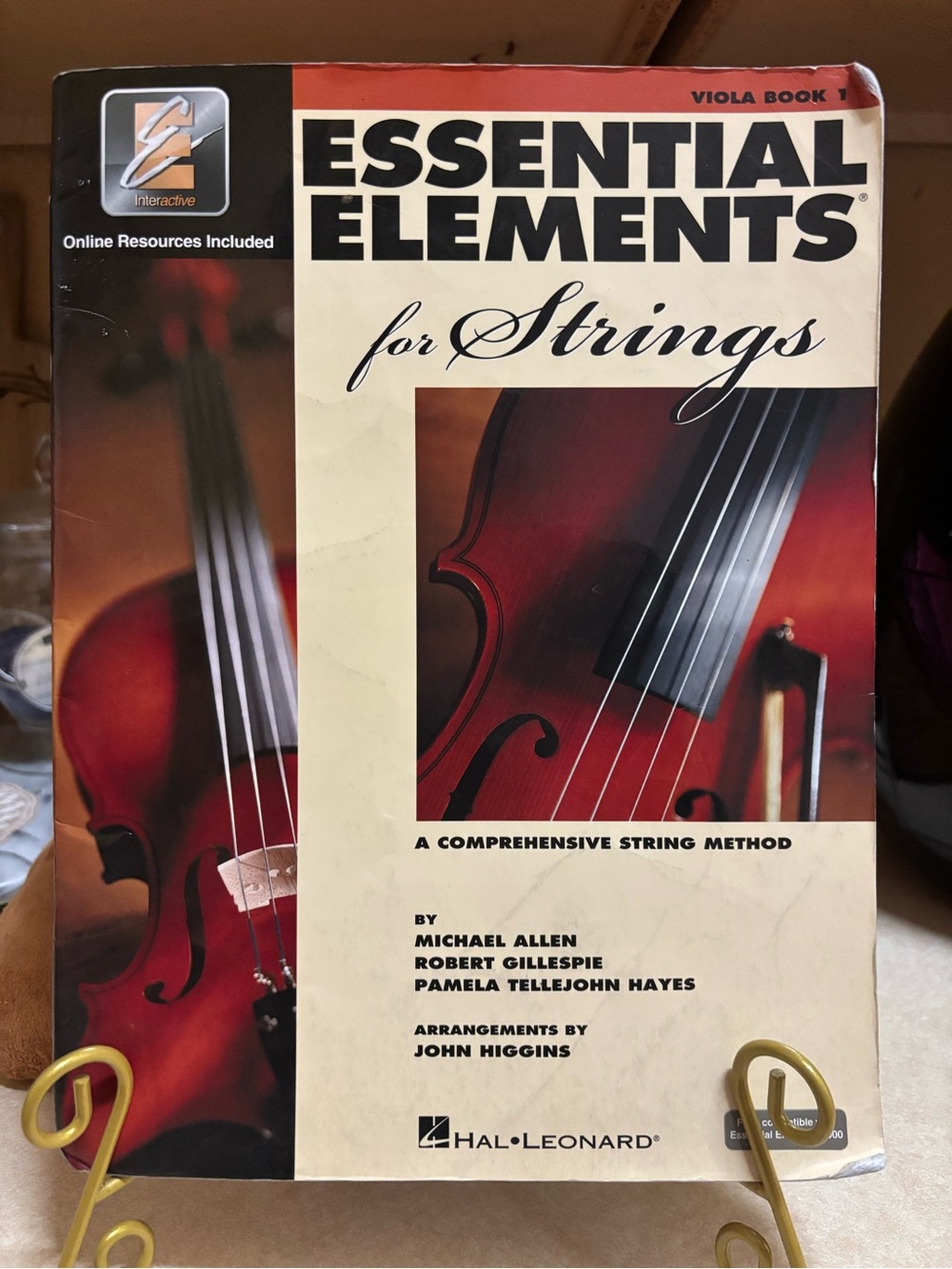 Hal Leonard Essential Elements for Strings - Red/Burgundy Violin Method Book